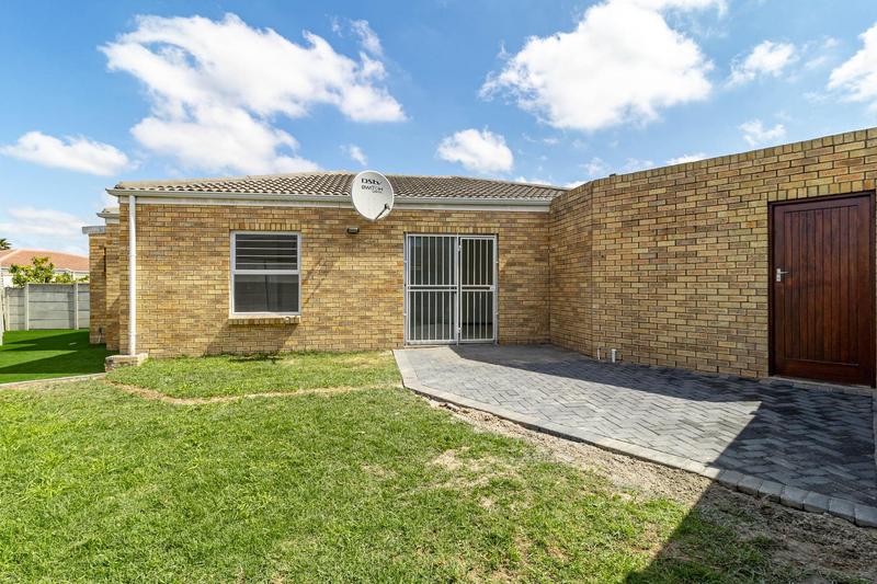 3 Bedroom Property for Sale in Hunters Creek Western Cape